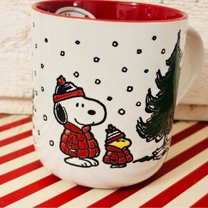 Peanuts Holiday Snoopy Woodstock Red Puffer Jackets Coffee Mug Hand‎ Painted NEW